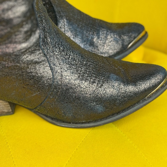 Reba Black Studded Boots Size 8M - Picture 3 of 14